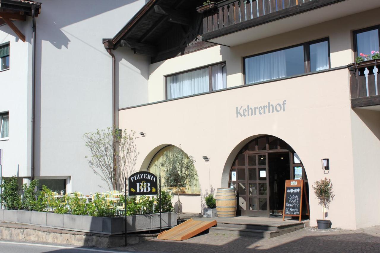 リフィアーノ Kehrerhof Bed & Breakfast エクステリア 写真