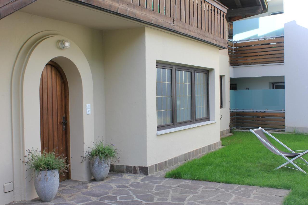 リフィアーノ Kehrerhof Bed & Breakfast エクステリア 写真